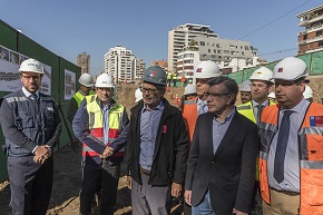 Ministro Fontaine presenta diseño final de autopista Américo Vespucio Oriente