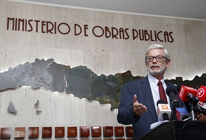 Ministro Fontaine anuncia que en un plazo de 30 días concesionarias deberán presentar propuesta para implementación de telepeaje en rutas de acceso a Santiago