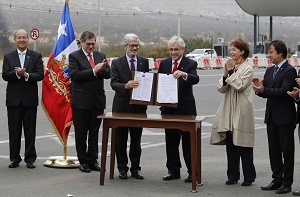 Programa “Chile Sin Barreras” reemplazará casetas de peajes por sistema de flujo libre en rutas interurbanas