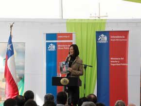Ministra Silva presenta Plan de Infraestructura y Recursos Hídricos que define inversión Metropolitana hasta el 2021