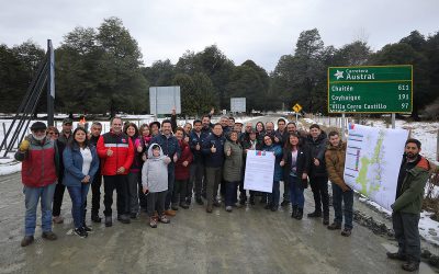 MOP asumirá inversión de pavimentación de la Ruta 7 tras firma de convenio con el Gobierno Regional de Aysén.
