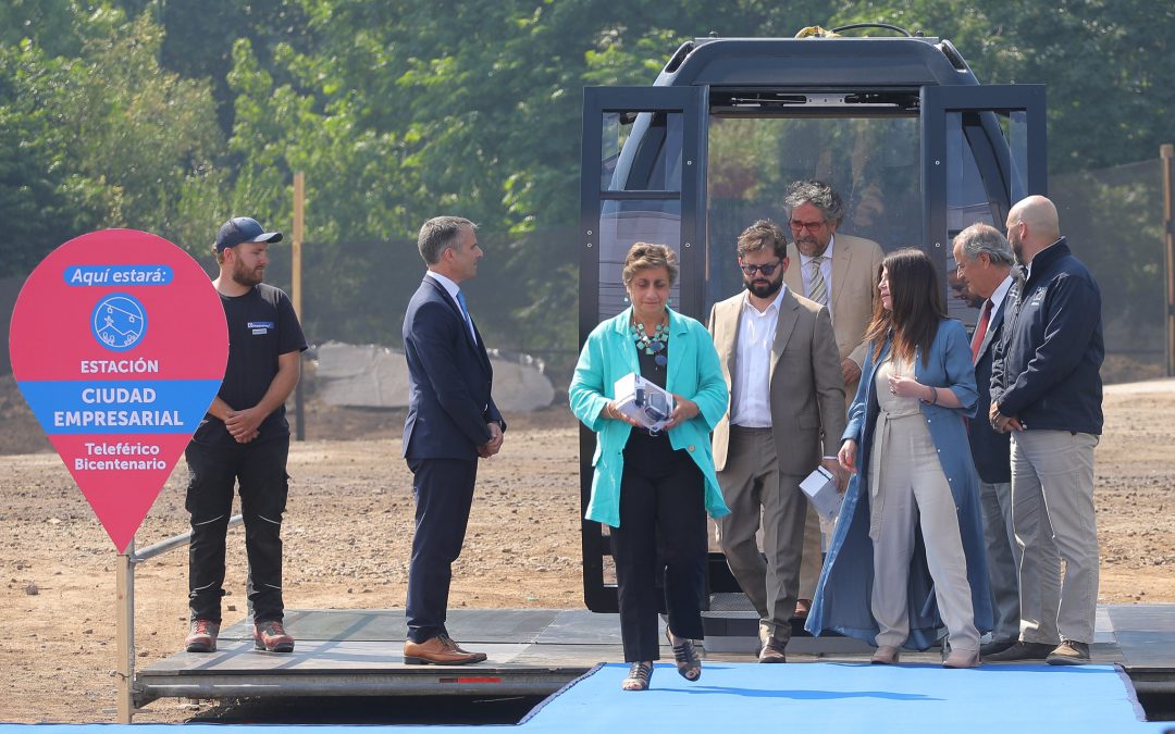 Presidente Boric da inicio a obras del Teleférico Bicentenario de Santiago.