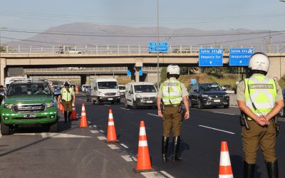 Fiscalizaciones en autopistas: Gobierno y Carabineros lideran operativo en Costanera Norte y detallan avances de la fuerza de tarea para bajar el robo de vehículos