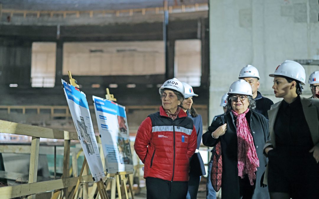 Ministras de las Culturas y Obras Públicas visitan el GAM y anuncian reinicio de obras de la etapa 2.