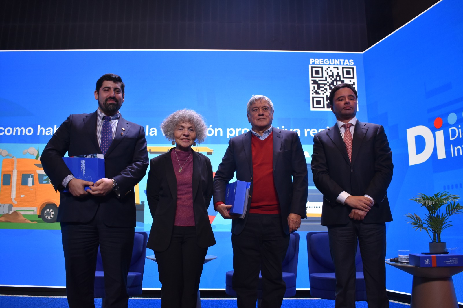 Director Nacional de Planeamiento MOP participa en Diálogo de Infraestructura sobre desarrollo regional